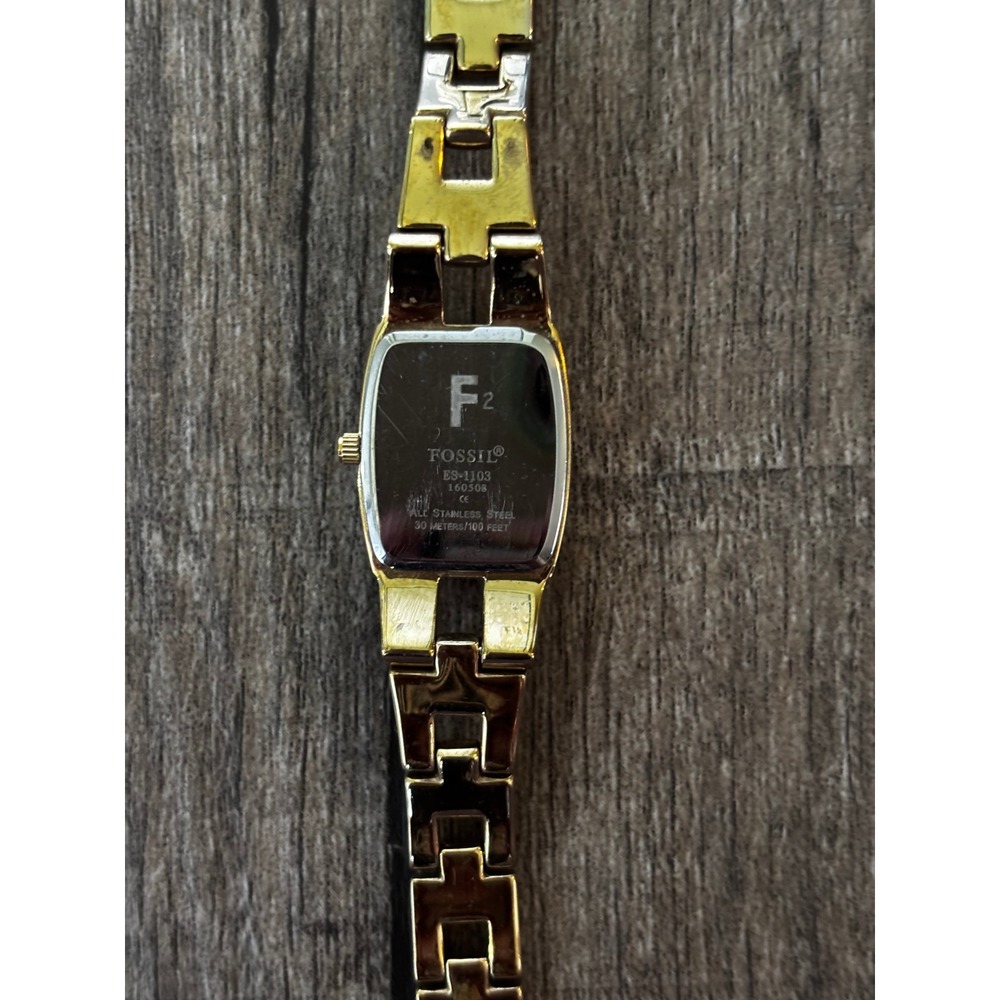 Vintage Fossil Women Gold Tone Rectangular Dial Link Bracelet Watch ES-1103 - Picture 5 of 7